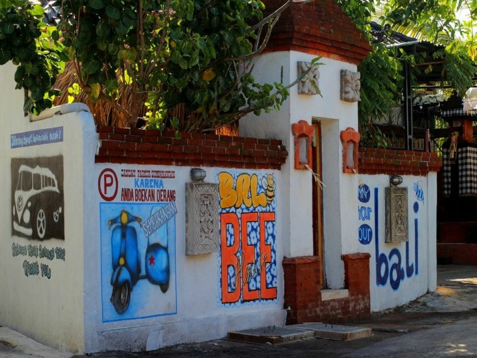 Bali Bee House Hotel Kerobokan Exterior foto